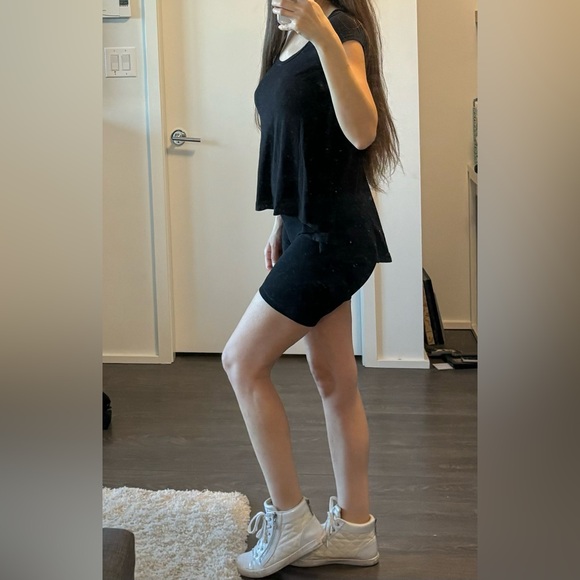 Aline short sleeve high low tee - Picture 2 of 4